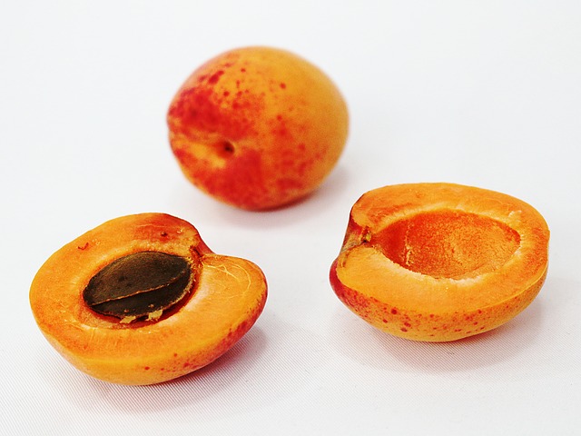 Abricots-ouverts-MDA